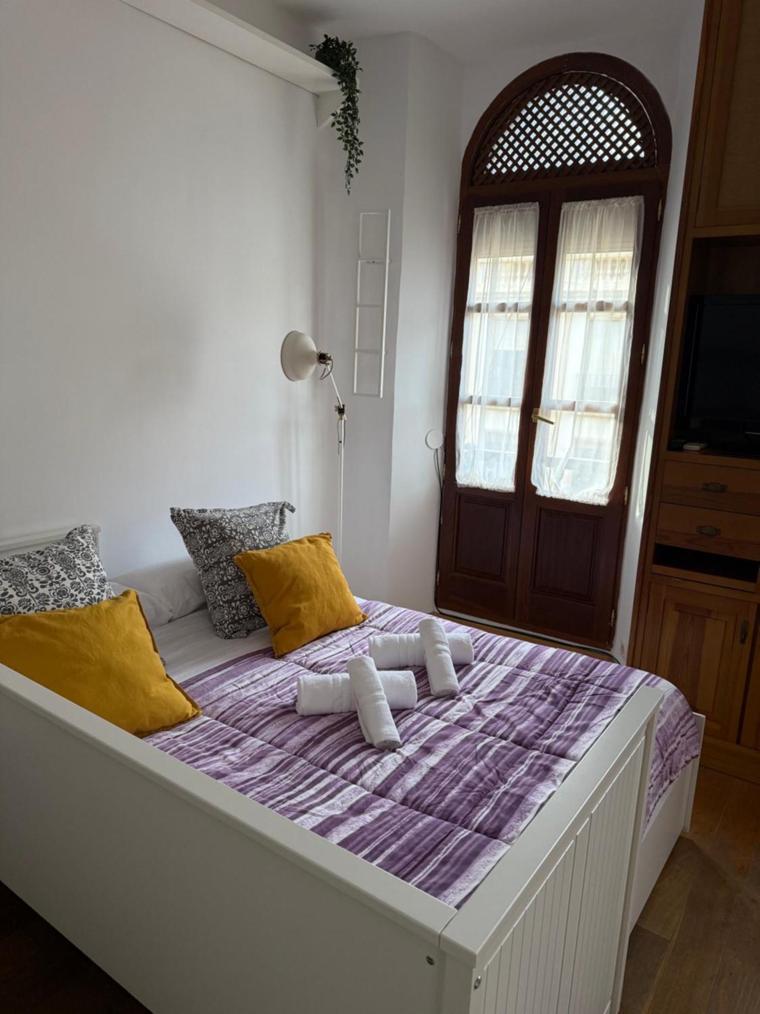 Cozy Studio 6 Min To Alhambra-2 Min To Cathedral Walking Granada Buitenkant foto